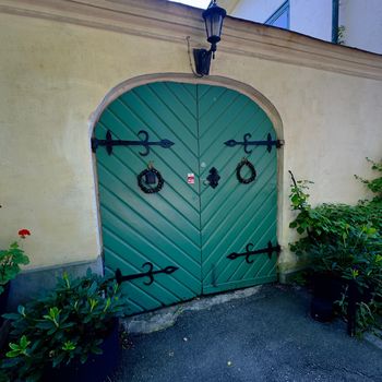 An image of the home at Långa raden, Drottningholm