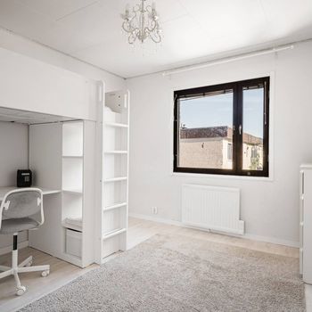 An image of the home at Polkettstigen 91, Upplands-Bro