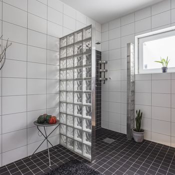 An image of the home at Beckasinvägen, Bro