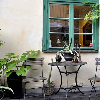 An image of the home at Långa raden, Drottningholm