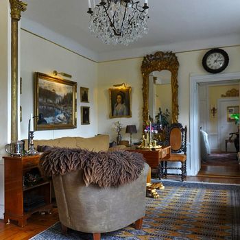 An image of the home at Långa raden, Drottningholm