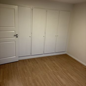 An image of the home at Snårvindevägen, Hässelby