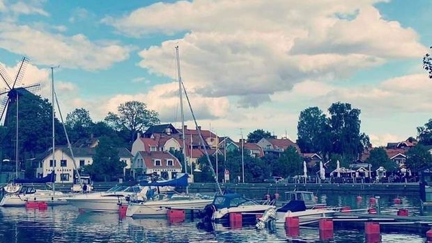 Vacker 1800-tals lägenhet i centrala Strängnäs nära domkyrka | Qasa